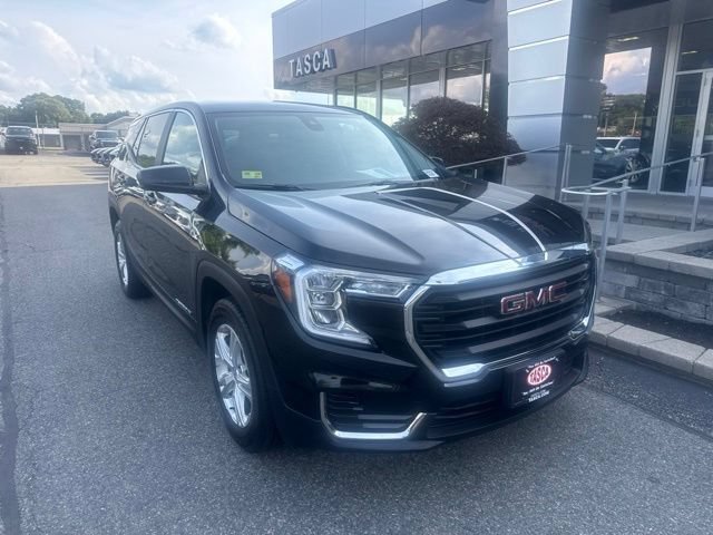 Used 2024 GMC Terrain SLE