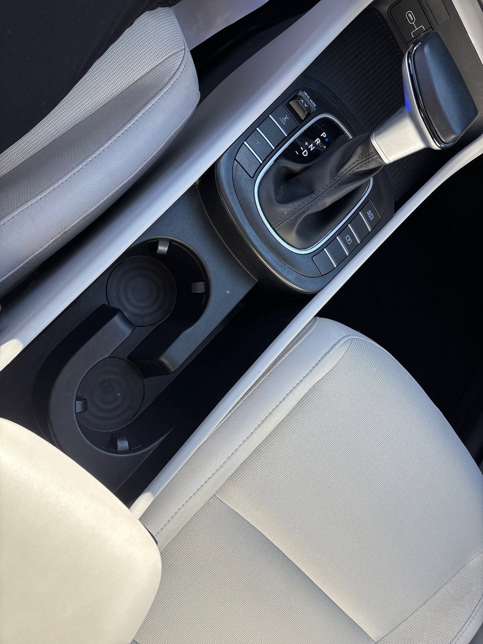 Used 2024 Hyundai Kona SEL image 25