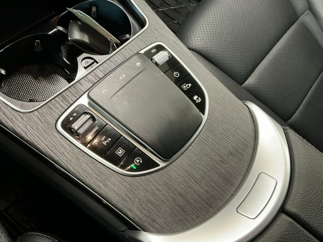 Used 2021 Mercedes-Benz GLC 300 4MATIC image 22