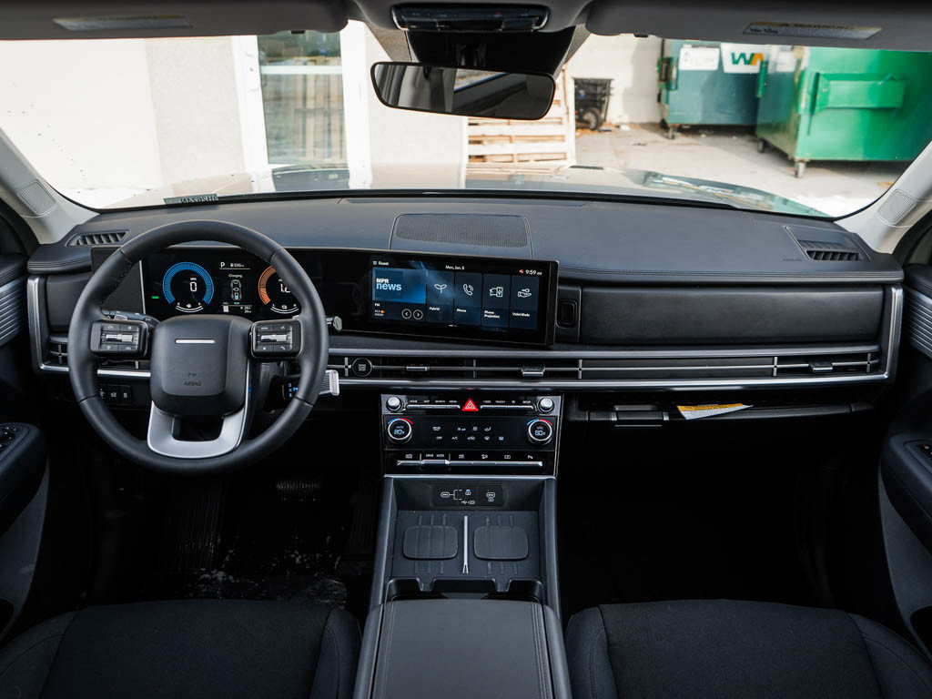 New 2026 Hyundai Santa Fe SE image 14