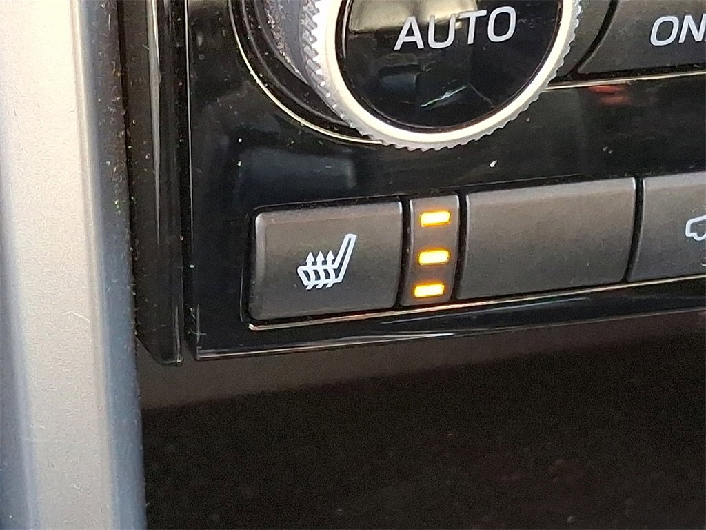 Certified 2022 Subaru Ascent Premium w/ Convenience Package image 25