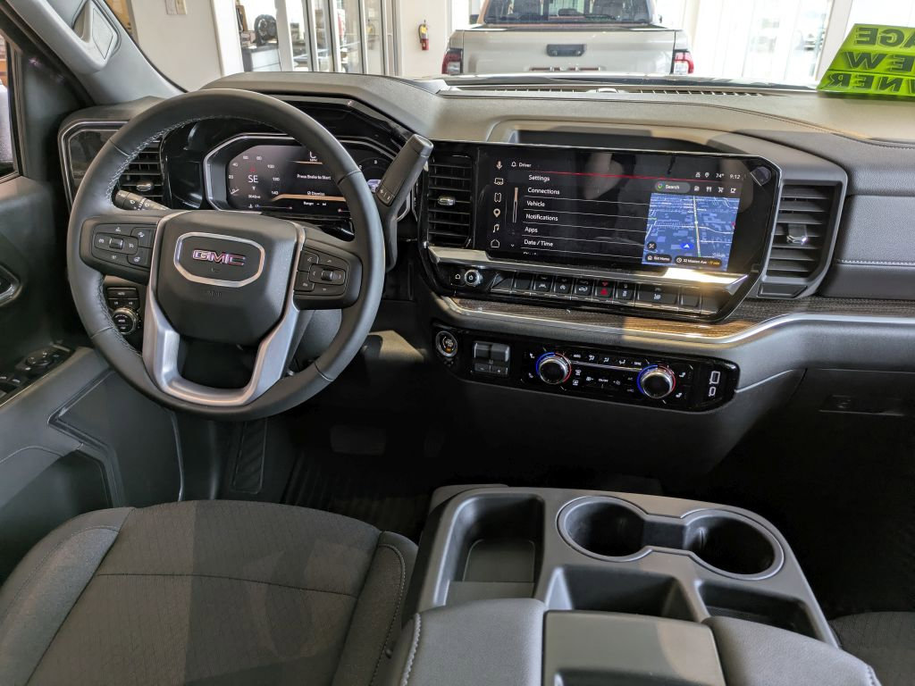 Certified 2026 GMC Sierra 1500 Elevation AWD/4WD image 13