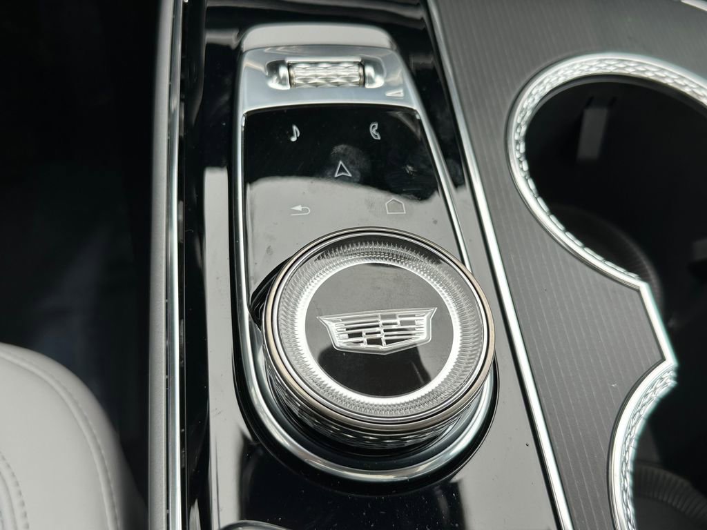 New 2025 Cadillac Lyriq Sport image 30