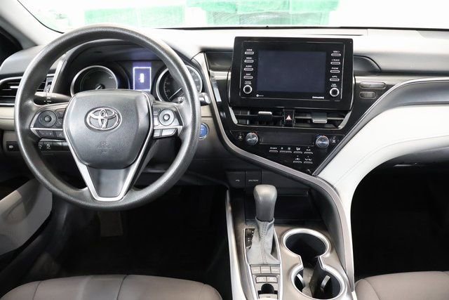 Used 2021 Toyota Camry LE image 14