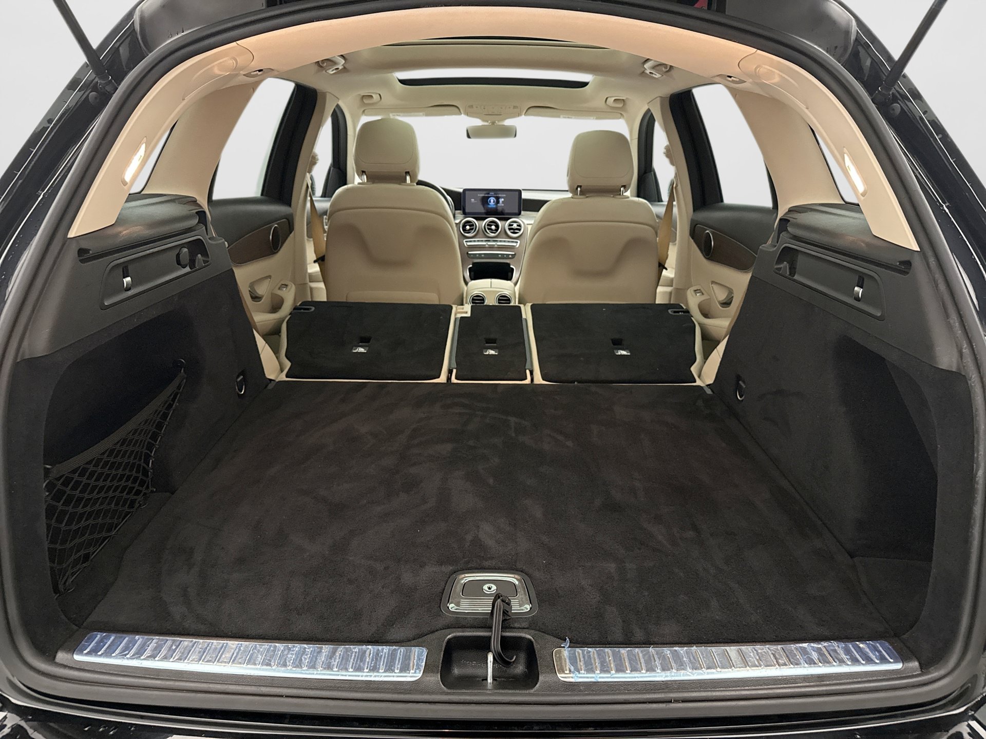Used 2020 Mercedes-Benz GLC 300 4MATIC image 22