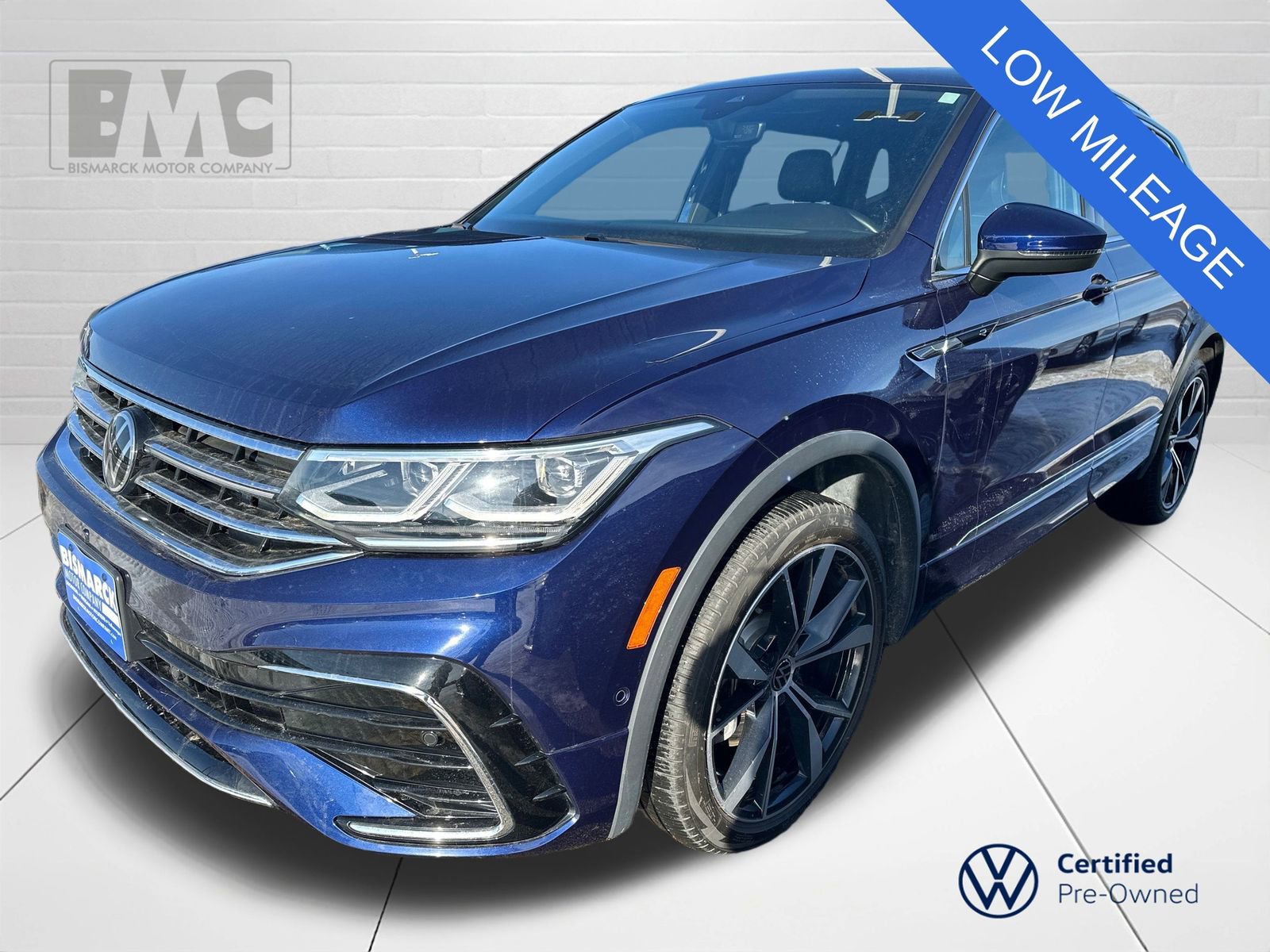 Certified 2022 Volkswagen Tiguan SEL R-Line image 1