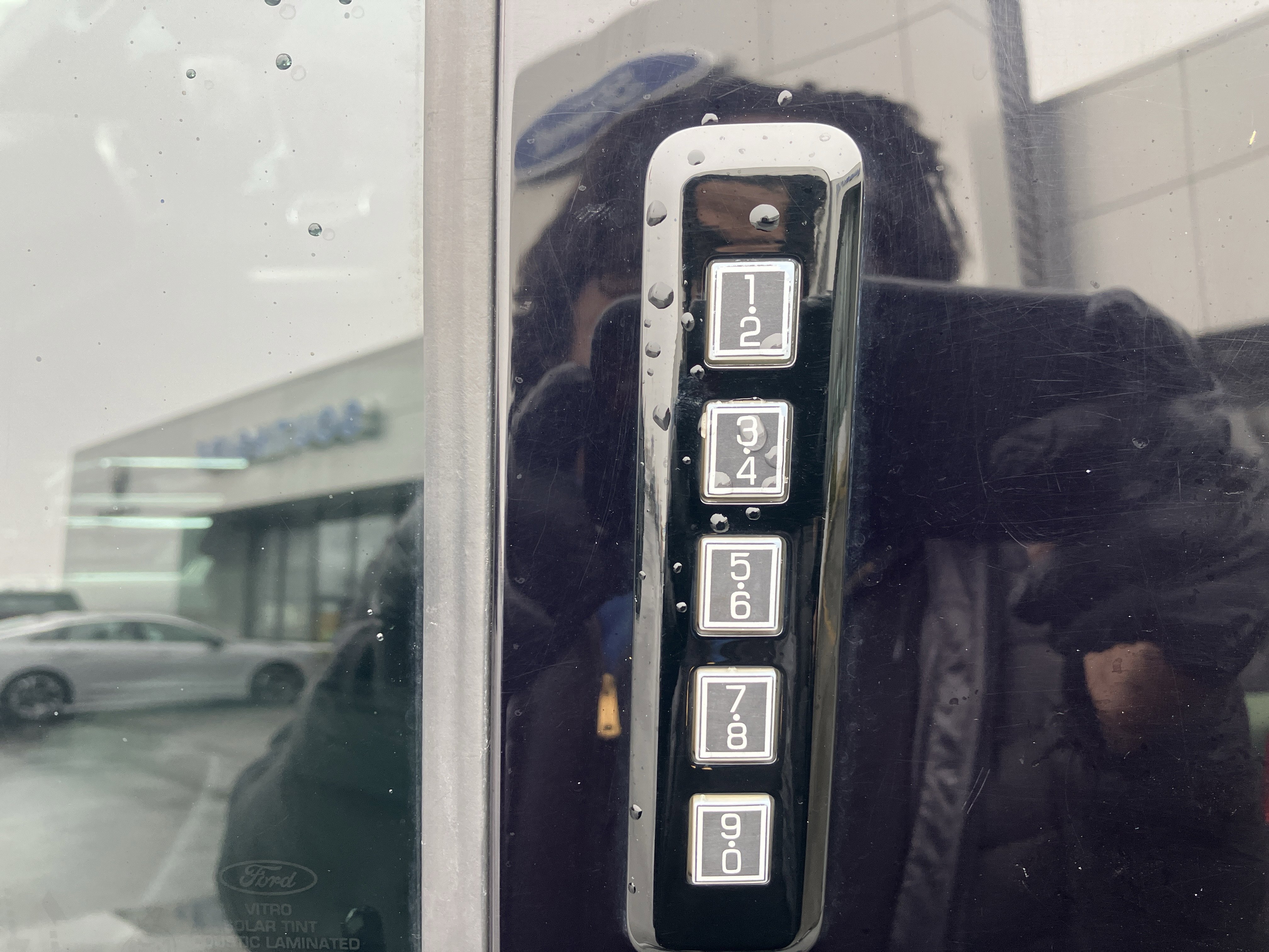 Used 2019 Ford F150 Lariat w/ Equipment Group 502A Luxury image 17