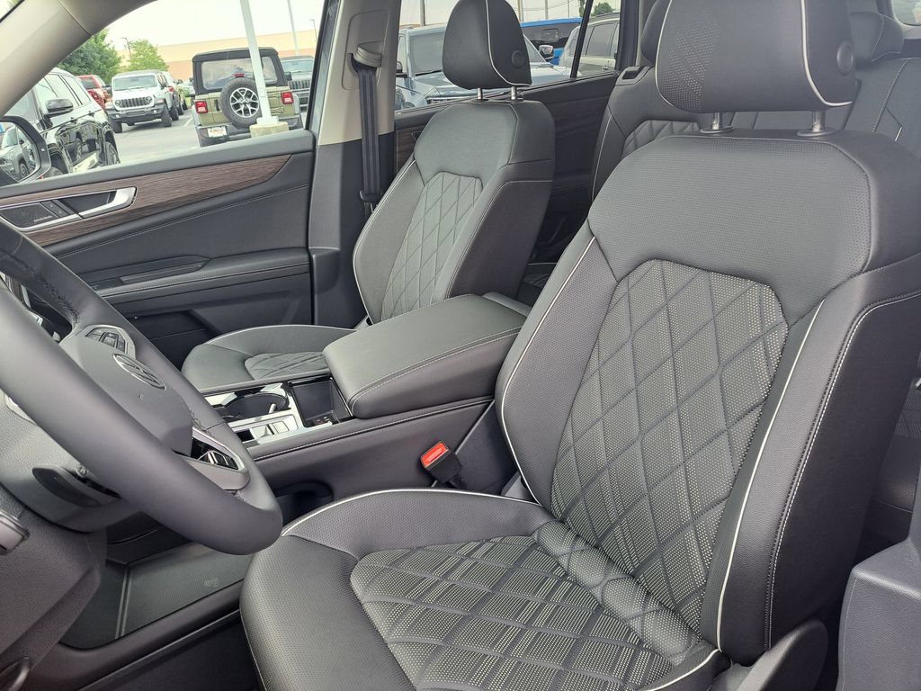 Used 2026 Volkswagen Atlas SEL Premium R-Line AWD/4WD image 25