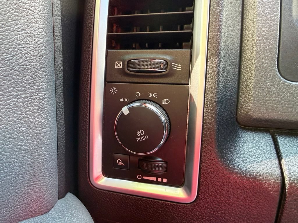 Used 2017 RAM 1500 Big Horn AWD/4WD image 46