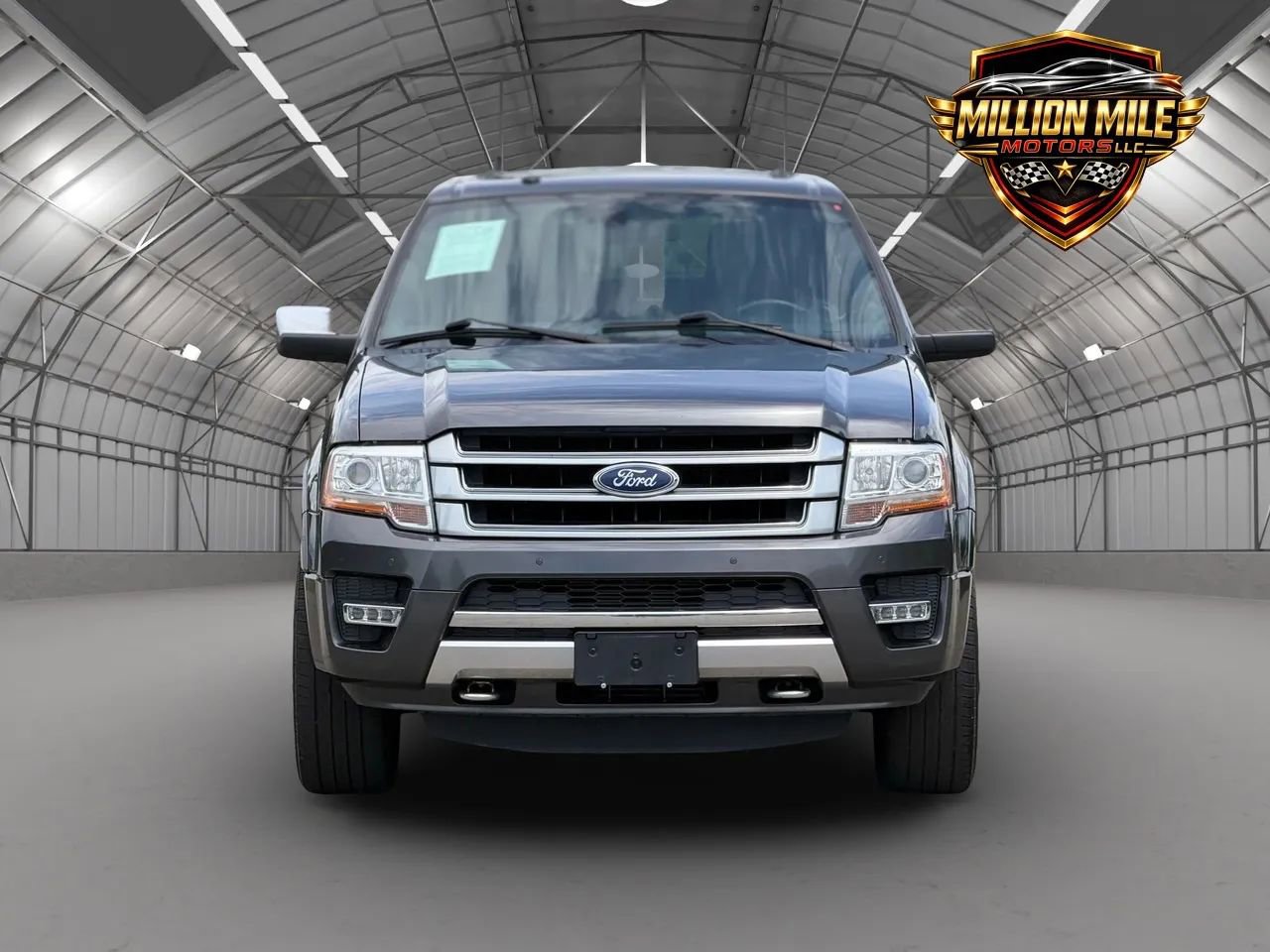Used 2017 Ford Expedition Platinum AWD/4WD image 5