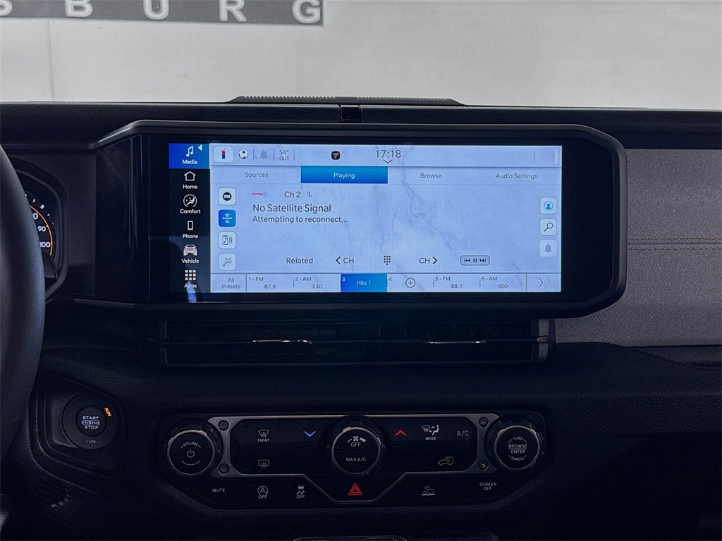 Used 2024 Jeep Gladiator Sport image 14