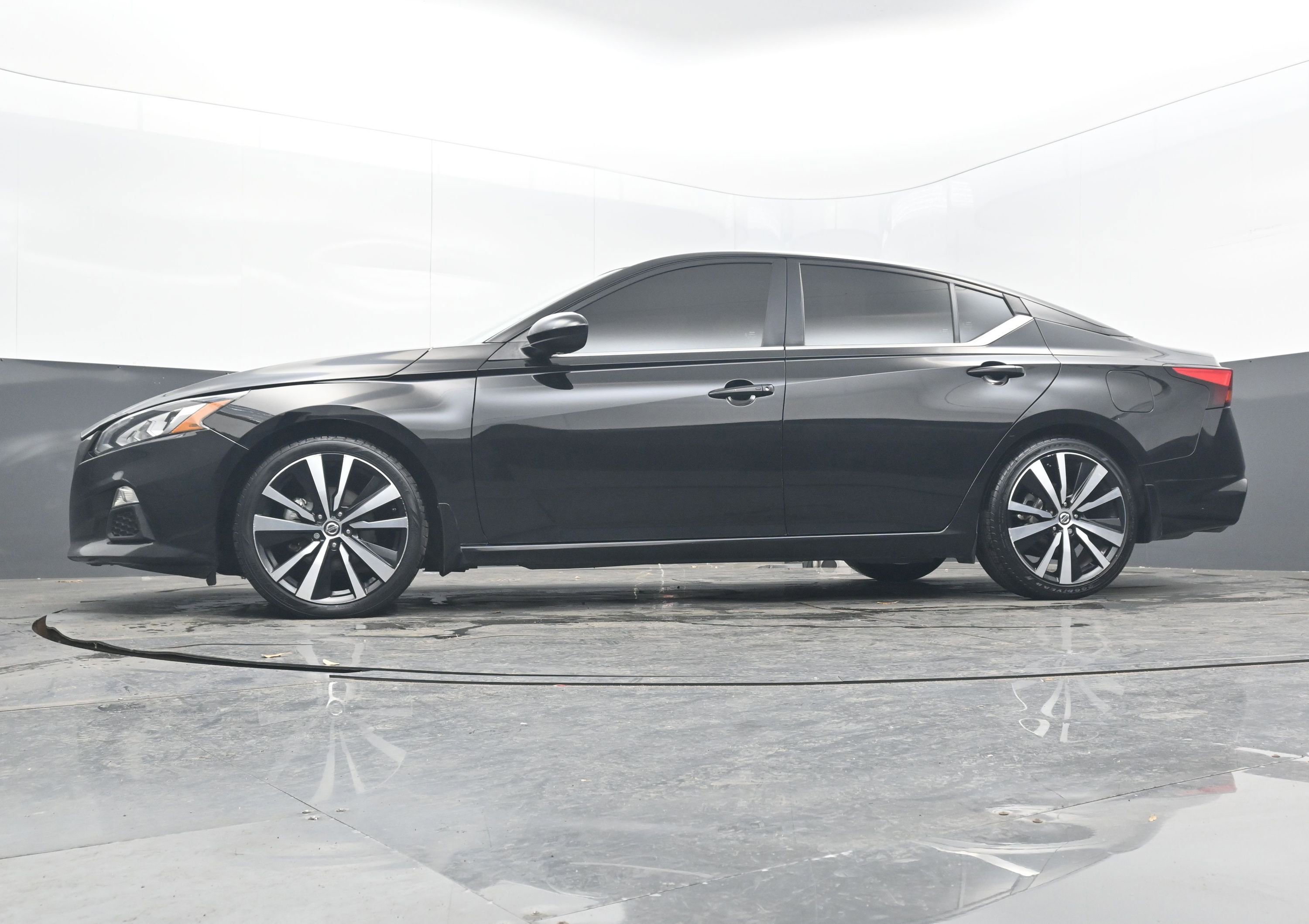 Used 2021 Nissan Altima 2.5 SR image 27