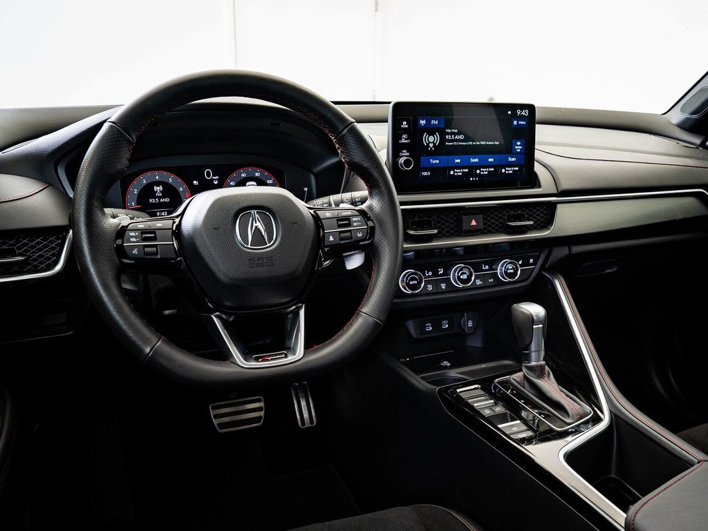 Certified 2025 Acura ADX A-Spec image 4
