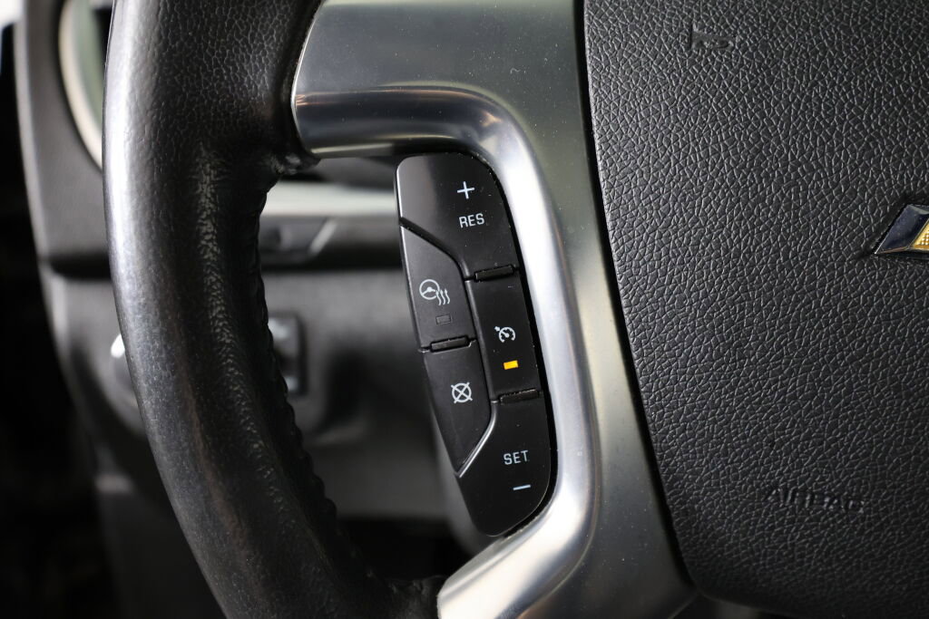 Used 2014 Chevrolet Traverse LTZ w/ LPO, 'HIT The Road' Package image 34