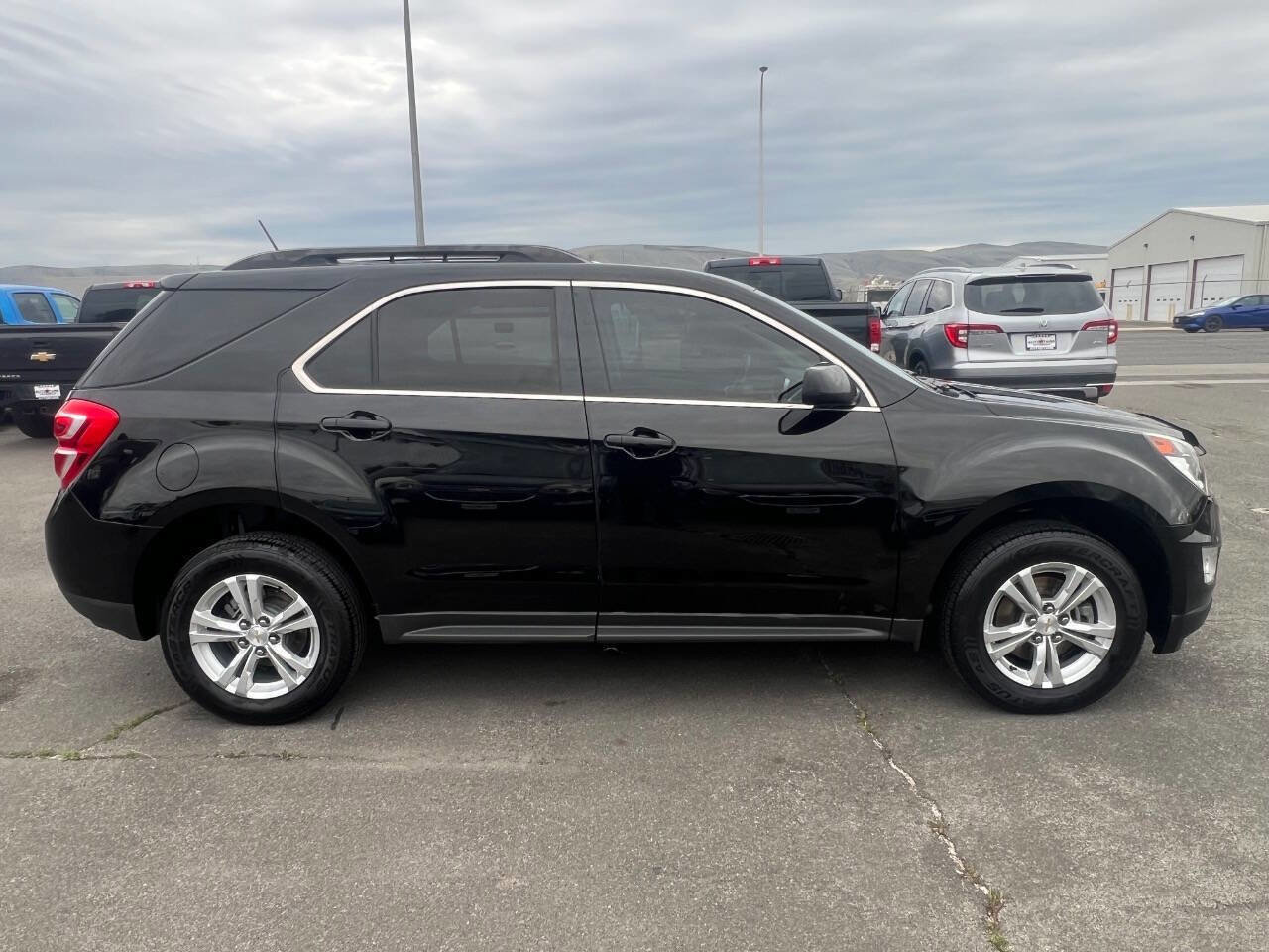 Used 2016 Chevrolet Equinox LT w/ Convenience Package AWD/4WD image 5