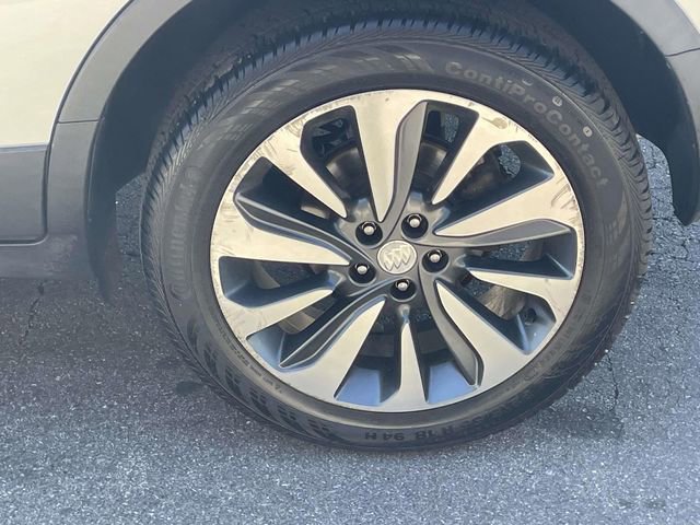 Used 2022 Buick Encore Preferred w/ Safety Package FWD image 6