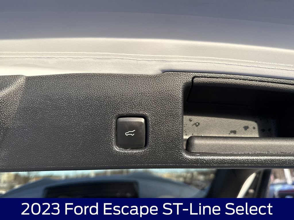 Used 2023 Ford Escape ST-Line Select w/ Tech Pack #1 image 17