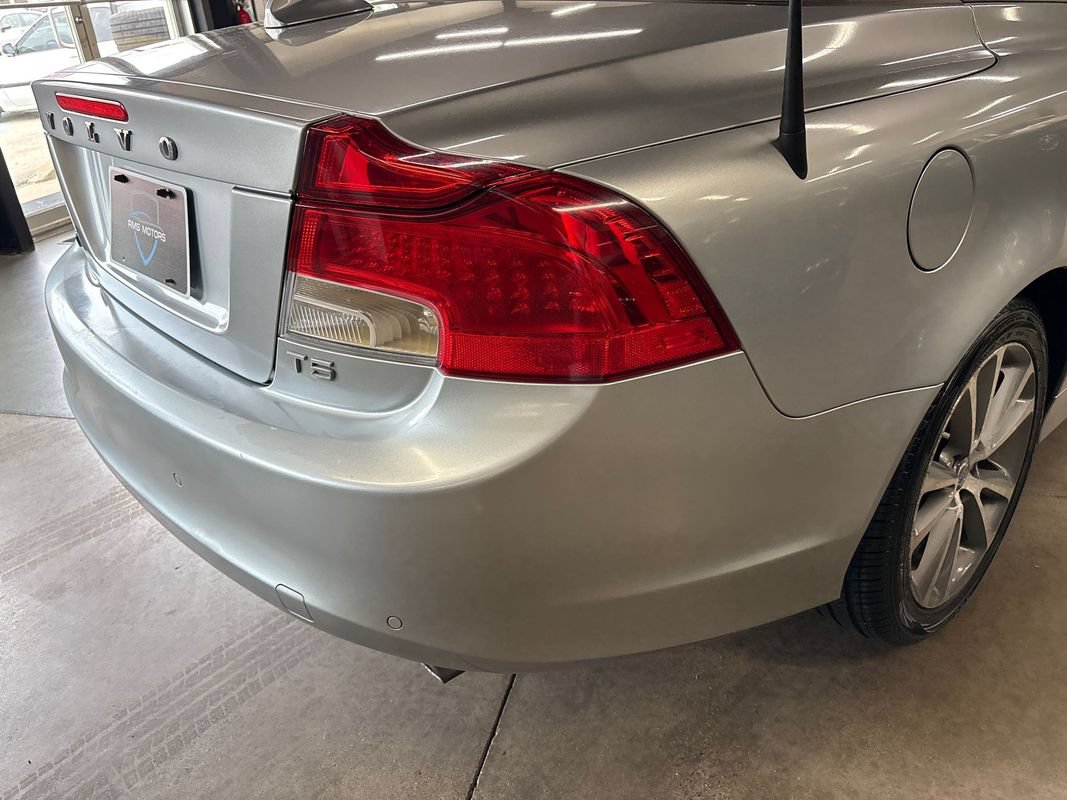 Used 2013 Volvo C70 T5 FWD image 24