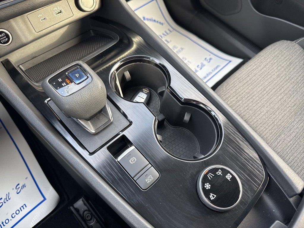 Used 2022 Nissan Rogue SV image 23