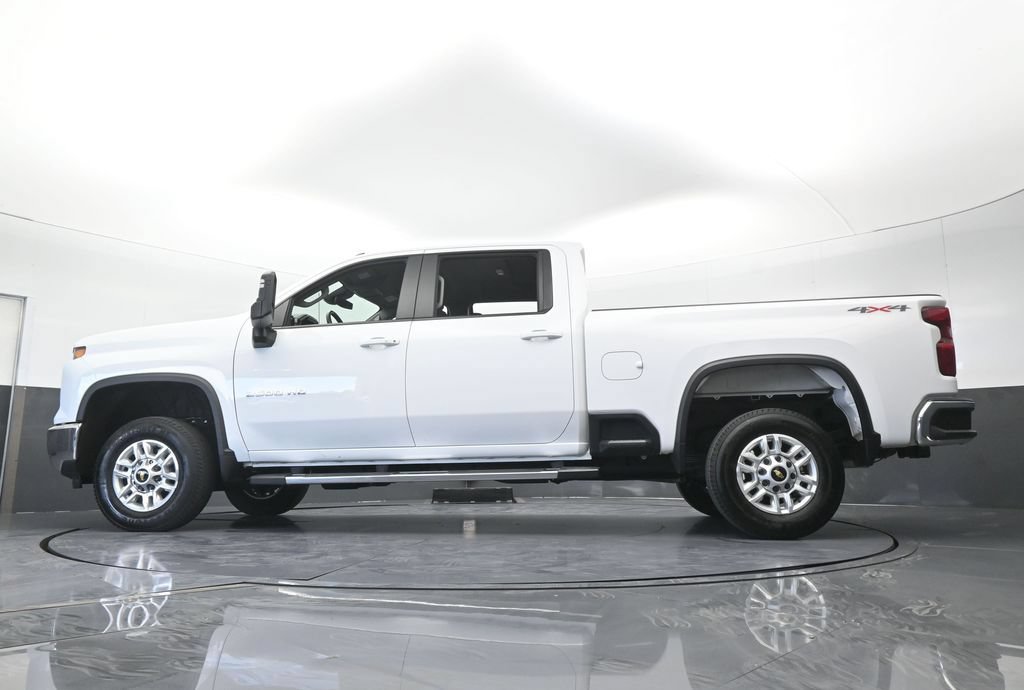 Used 2025 Chevrolet Silverado 2500 LT w/ Convenience Package AWD/4WD image 63