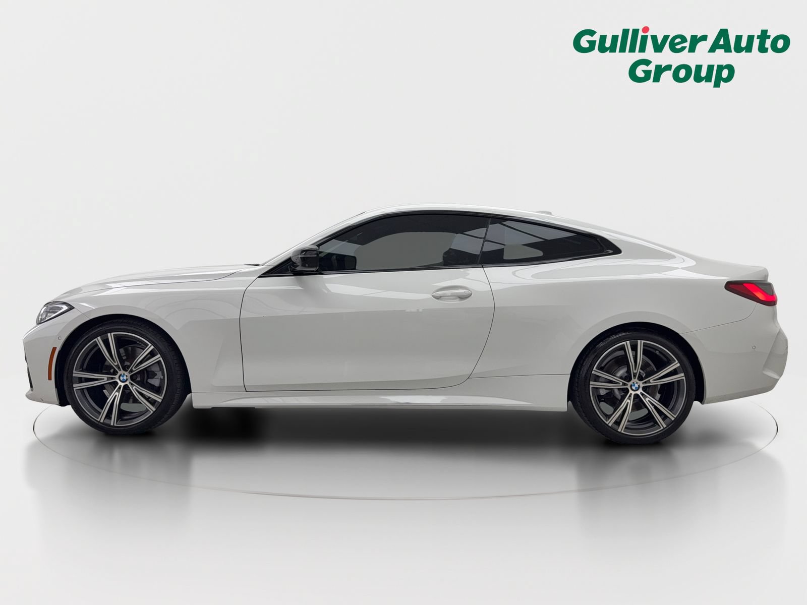 Used 2021 BMW 430i Coupe w/ M Sport Package RWD image 3