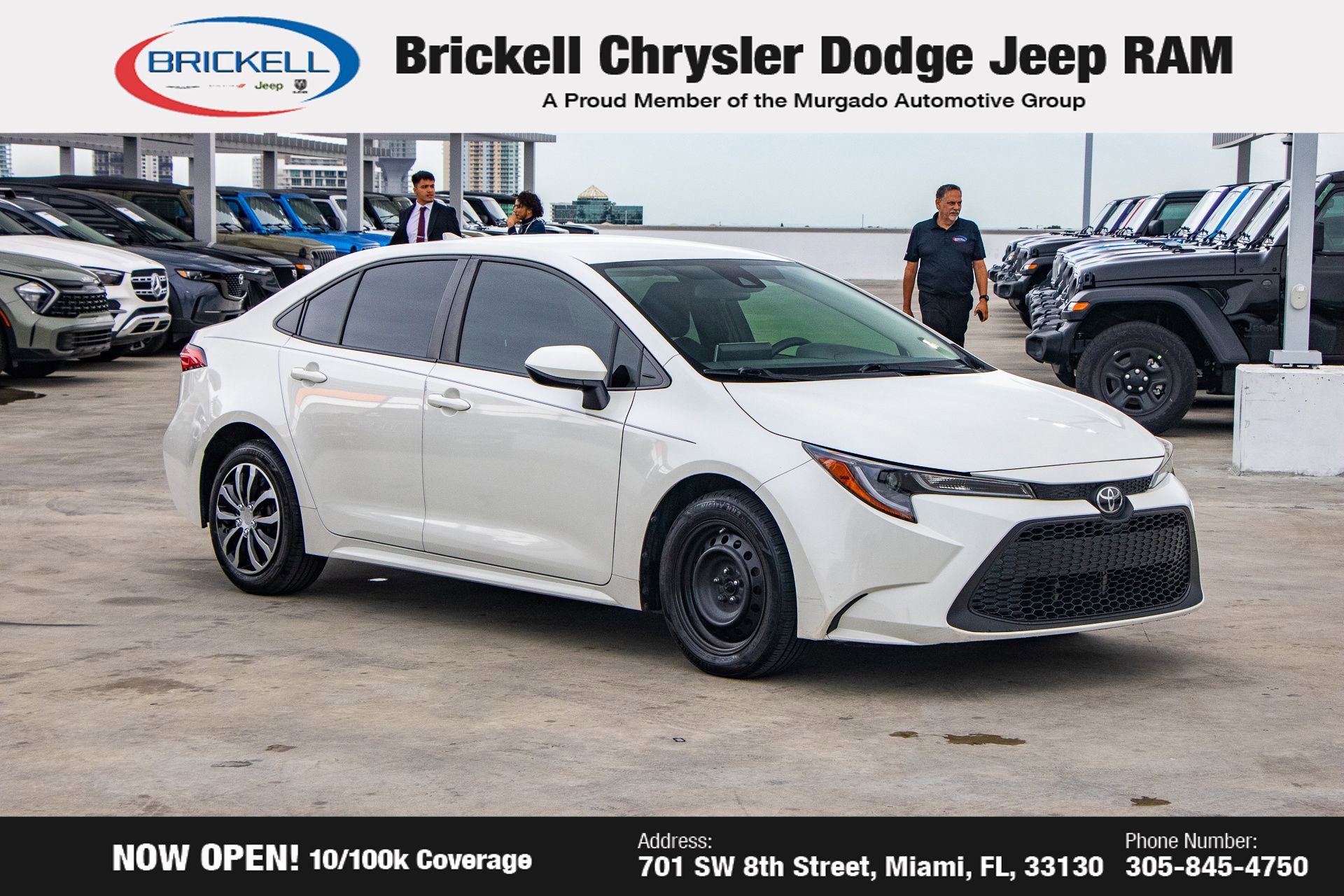 Used 2021 Toyota Corolla LE image 3