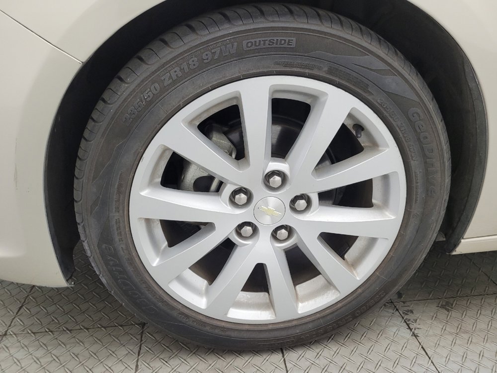 Used 2014 Chevrolet Malibu LT image 31