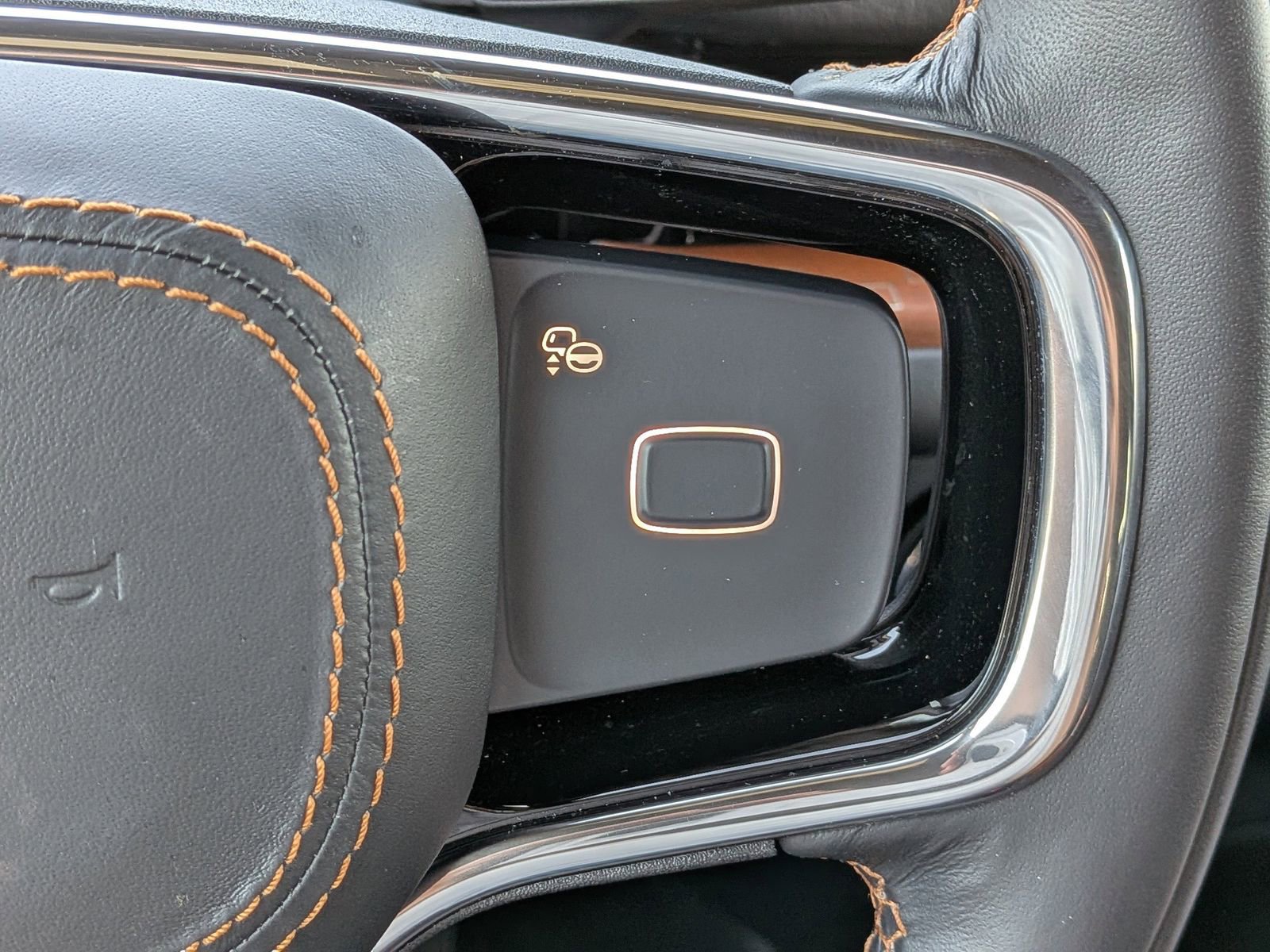 Certified 2025 Lincoln Navigator L Black Label image 32