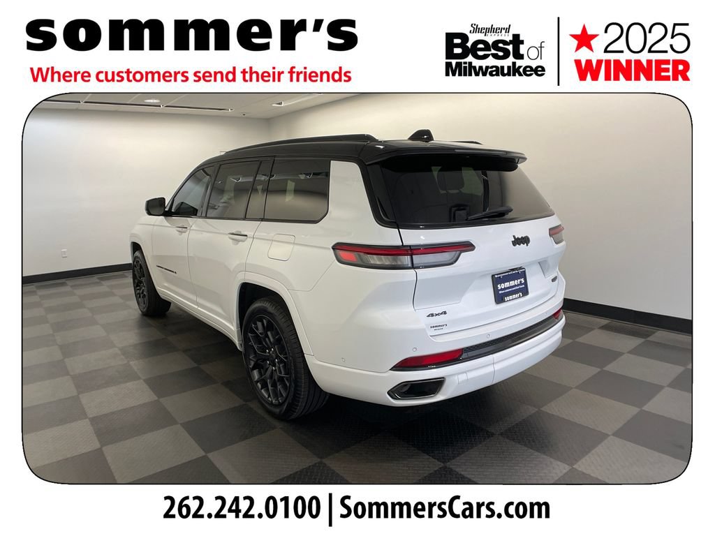 Used 2025 Jeep Grand Cherokee L Summit w/ Obsidian Package AWD/4WD image 3