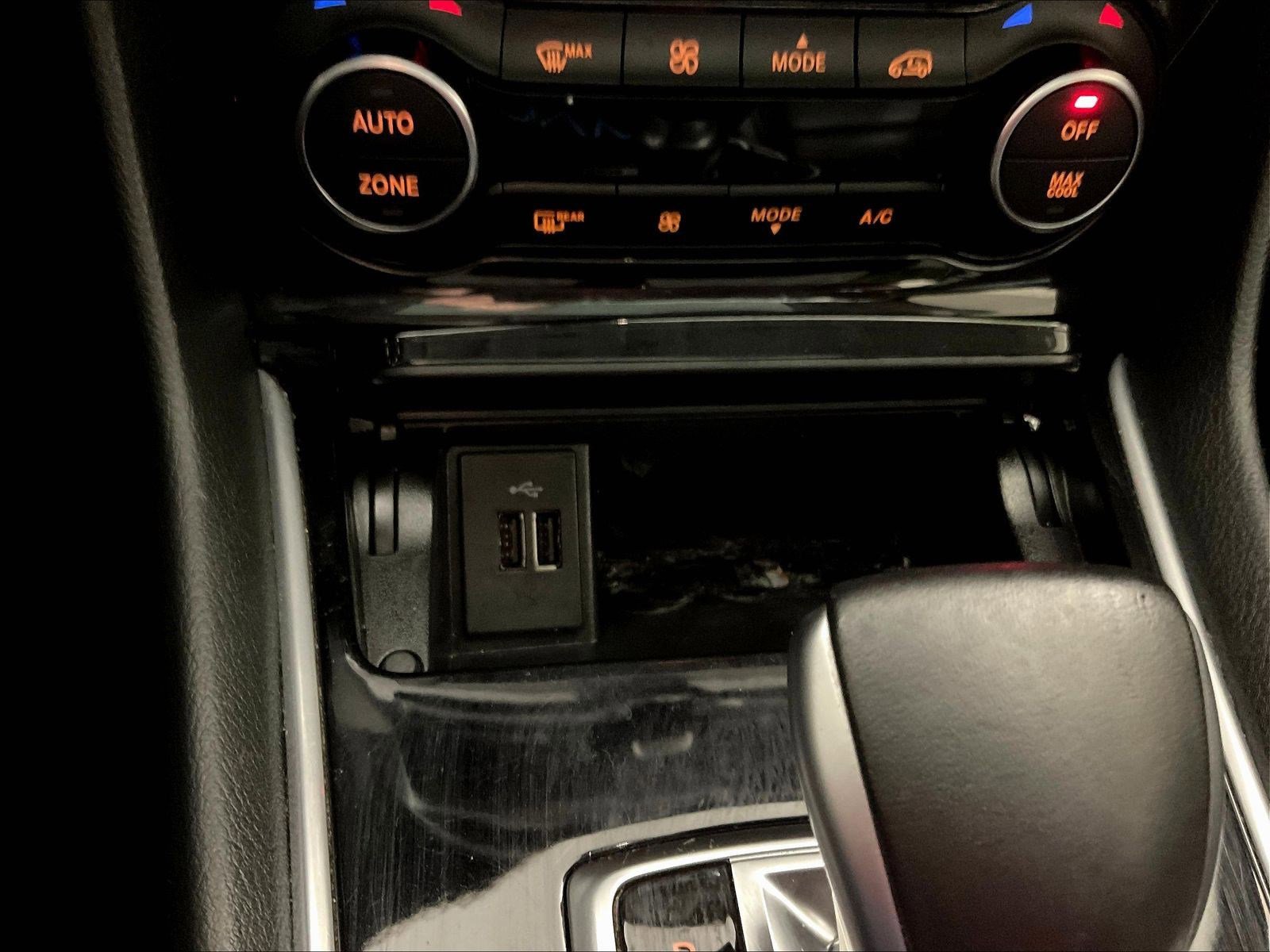 Used 2019 INFINITI QX30 FWD image 16