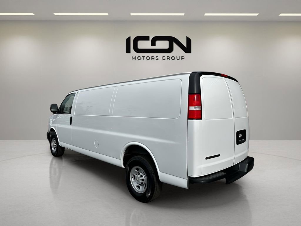 Used 2023 Chevrolet Express 2500 Work Van w/ Driver Convenience Package image 3