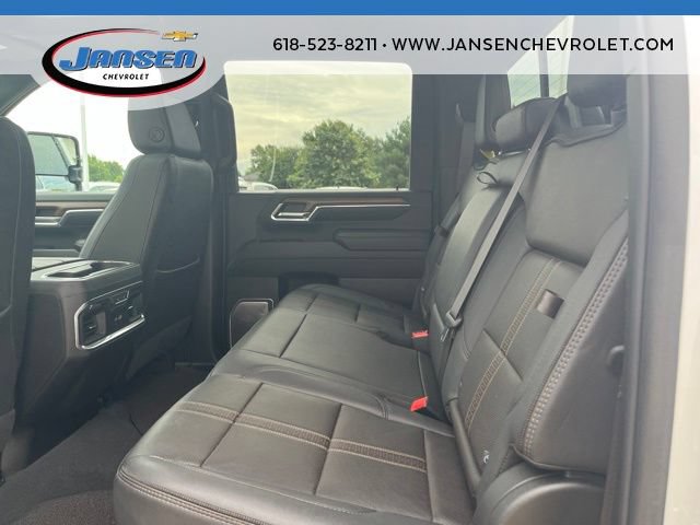 Used 2024 Chevrolet Silverado 2500 High Country w/ High Country Premium Package AWD/4WD image 20