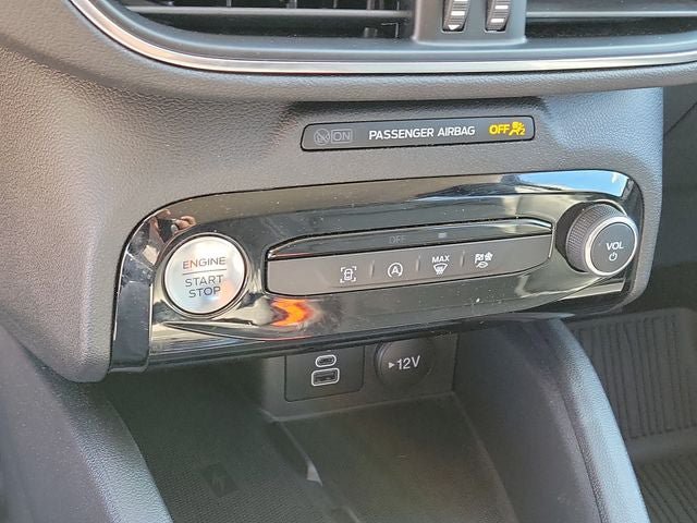 Used 2025 Ford Escape Platinum AWD/4WD image 16