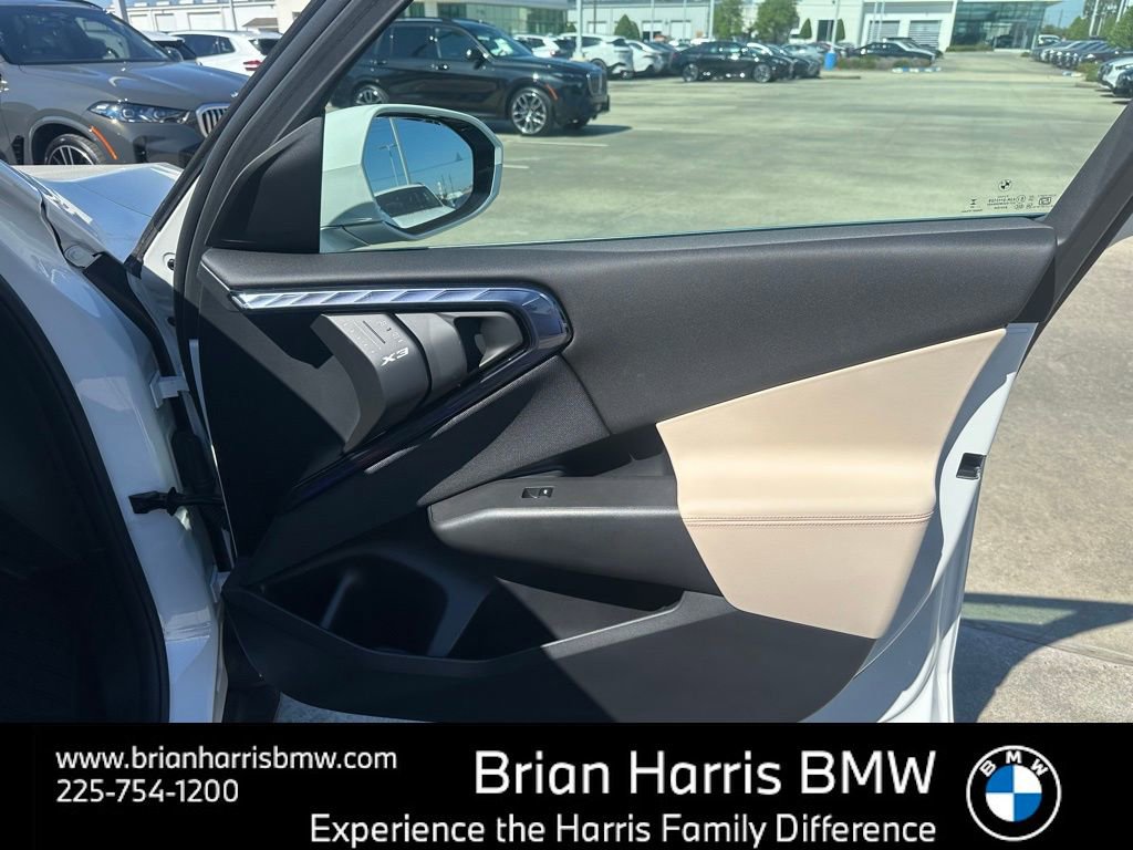 Certified 2025 BMW X3 xDrive30i w/ Convenience Package image 30
