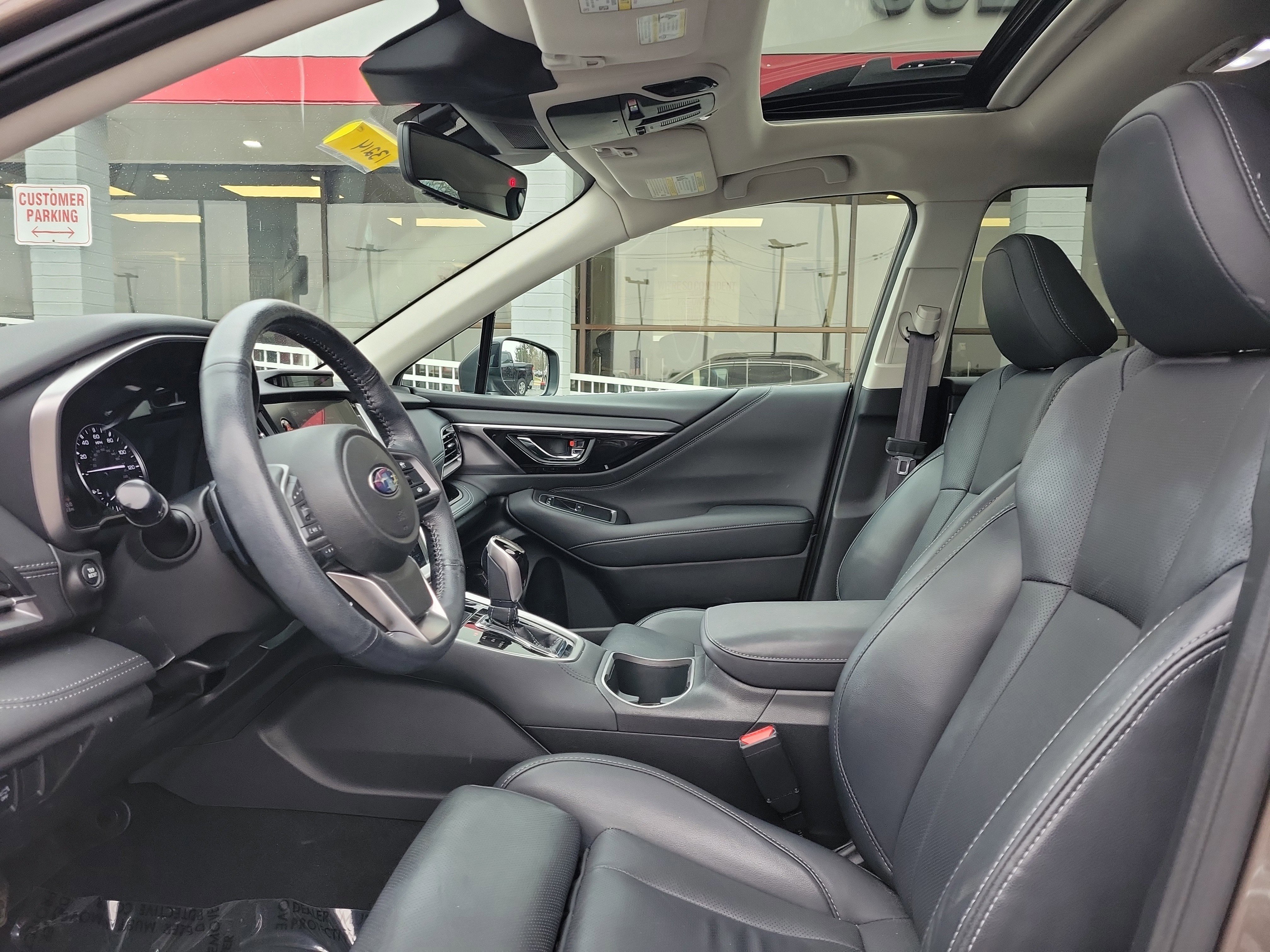 Used 2023 Subaru Outback Limited image 15