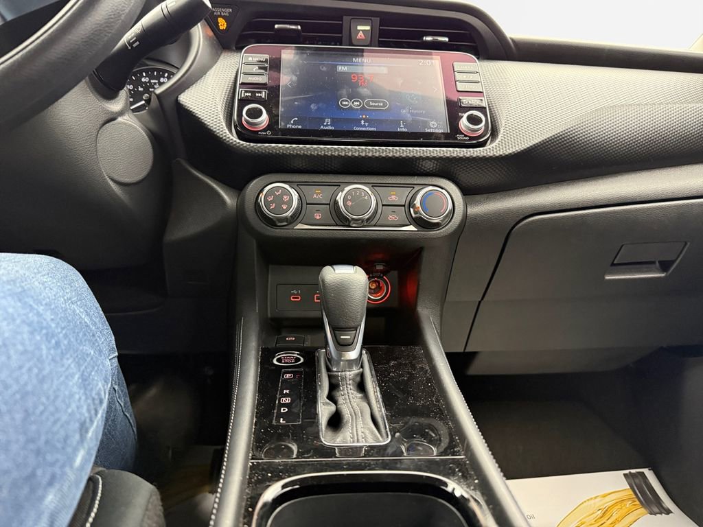Used 2023 Nissan Kicks SV image 21