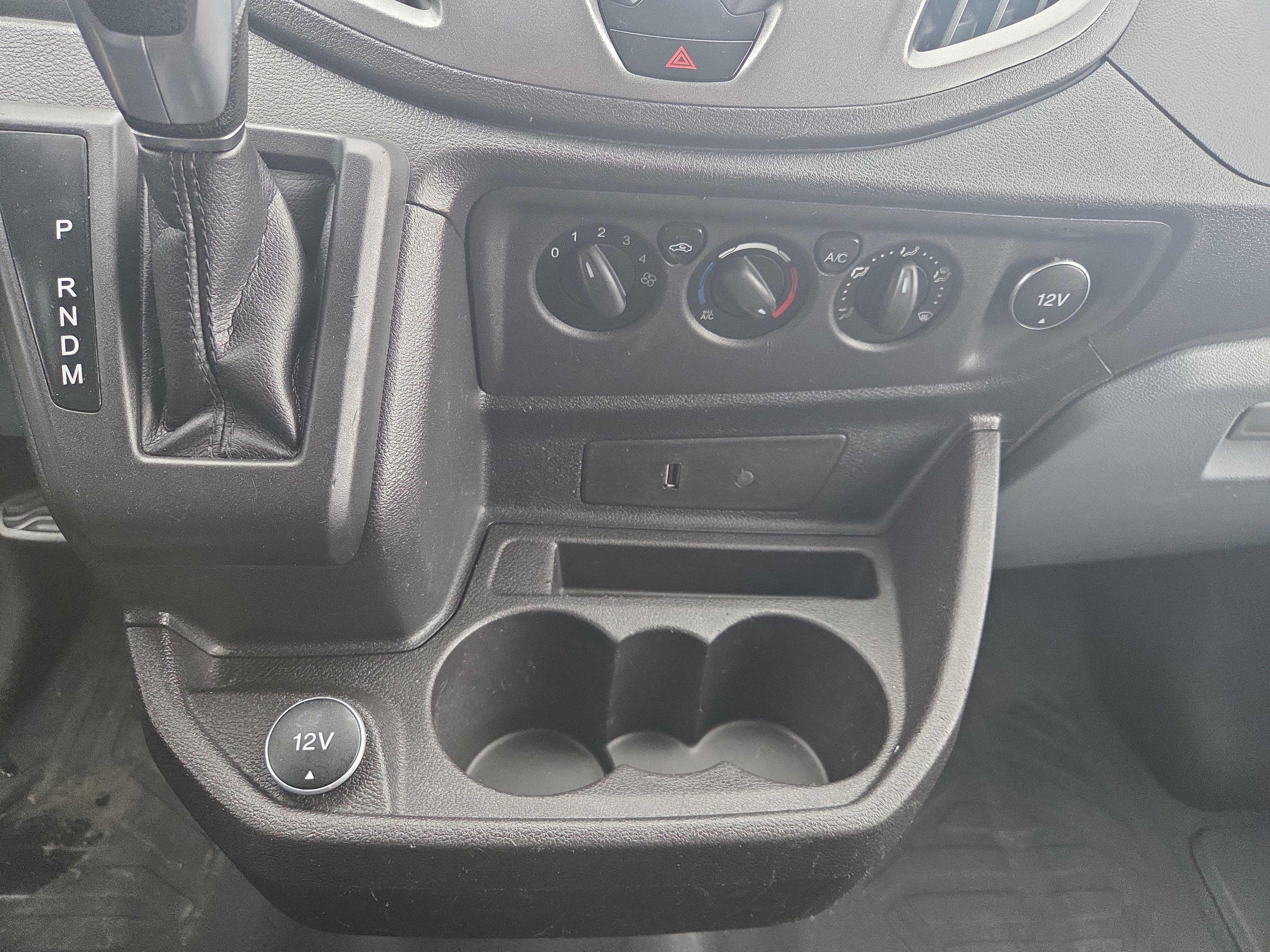 Used 2018 Ford Transit 150 130 Low Roof image 22