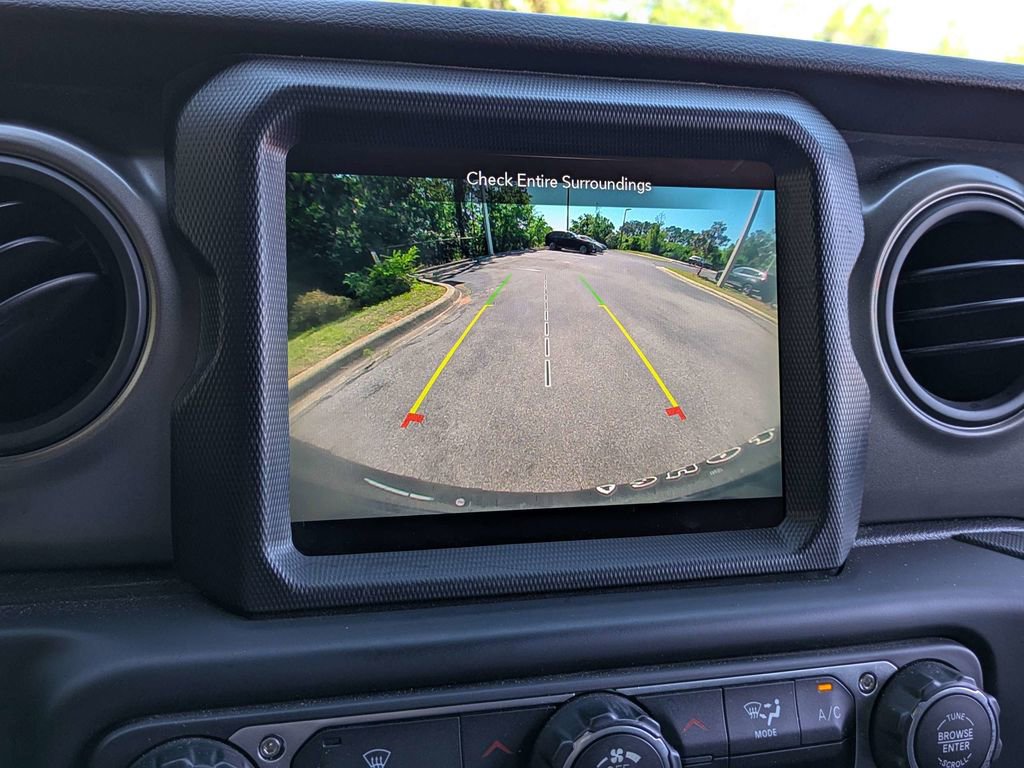 Used 2023 Jeep Wrangler Unlimited w/ Sun & Screen Package AWD/4WD image 21