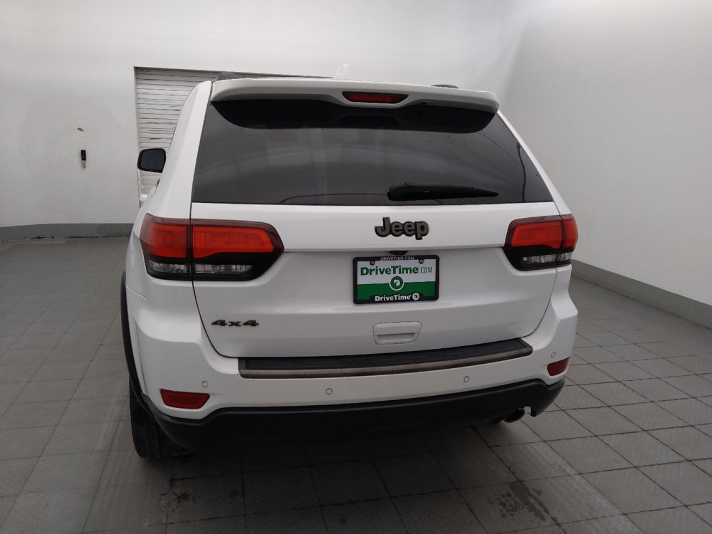 Used 2016 Jeep Grand Cherokee Limited 75th Anniversary AWD/4WD image 6