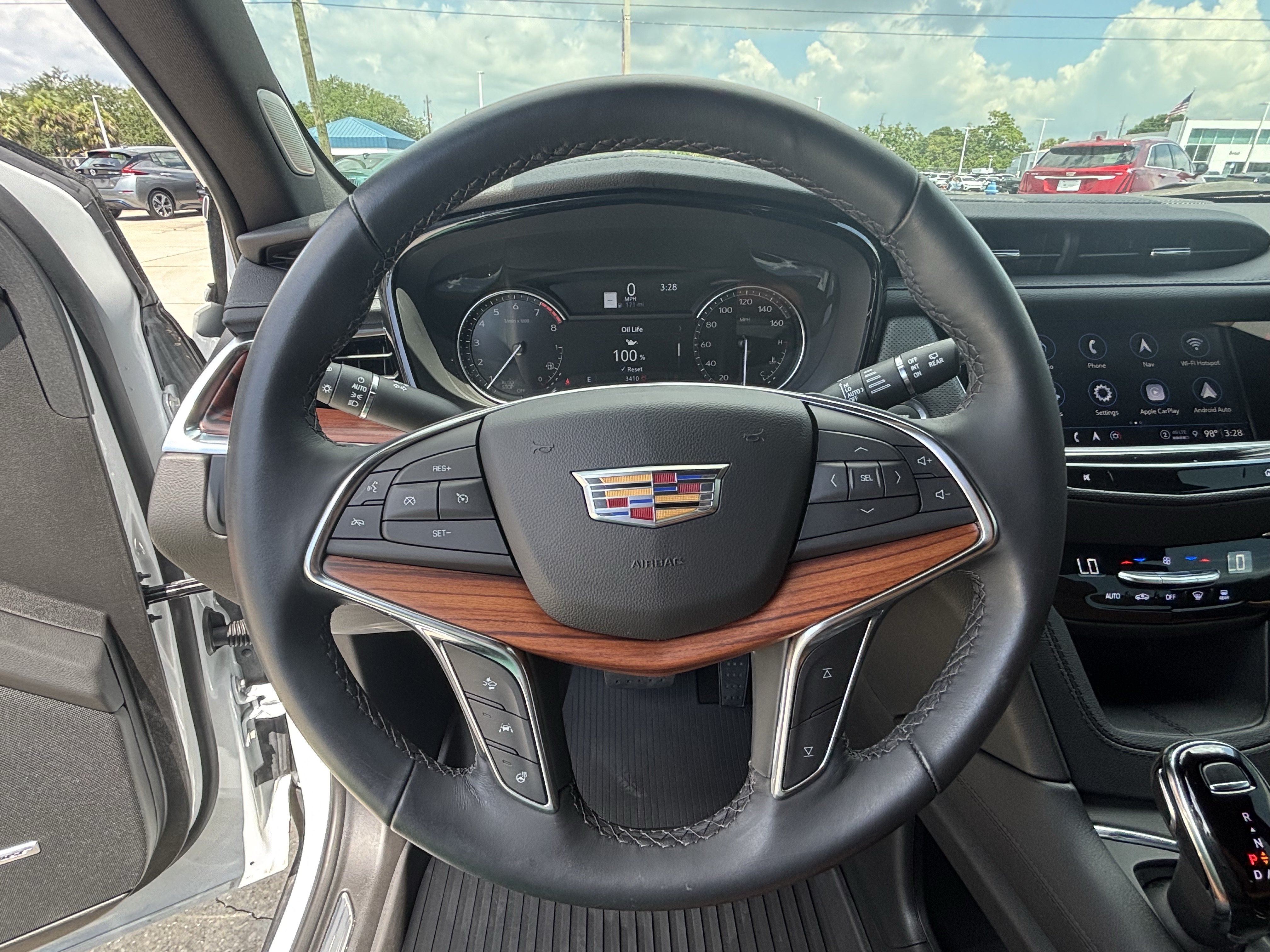 Certified 2024 Cadillac XT5 Premium Luxury w/ LPO, Floor Liner Package FWD image 22
