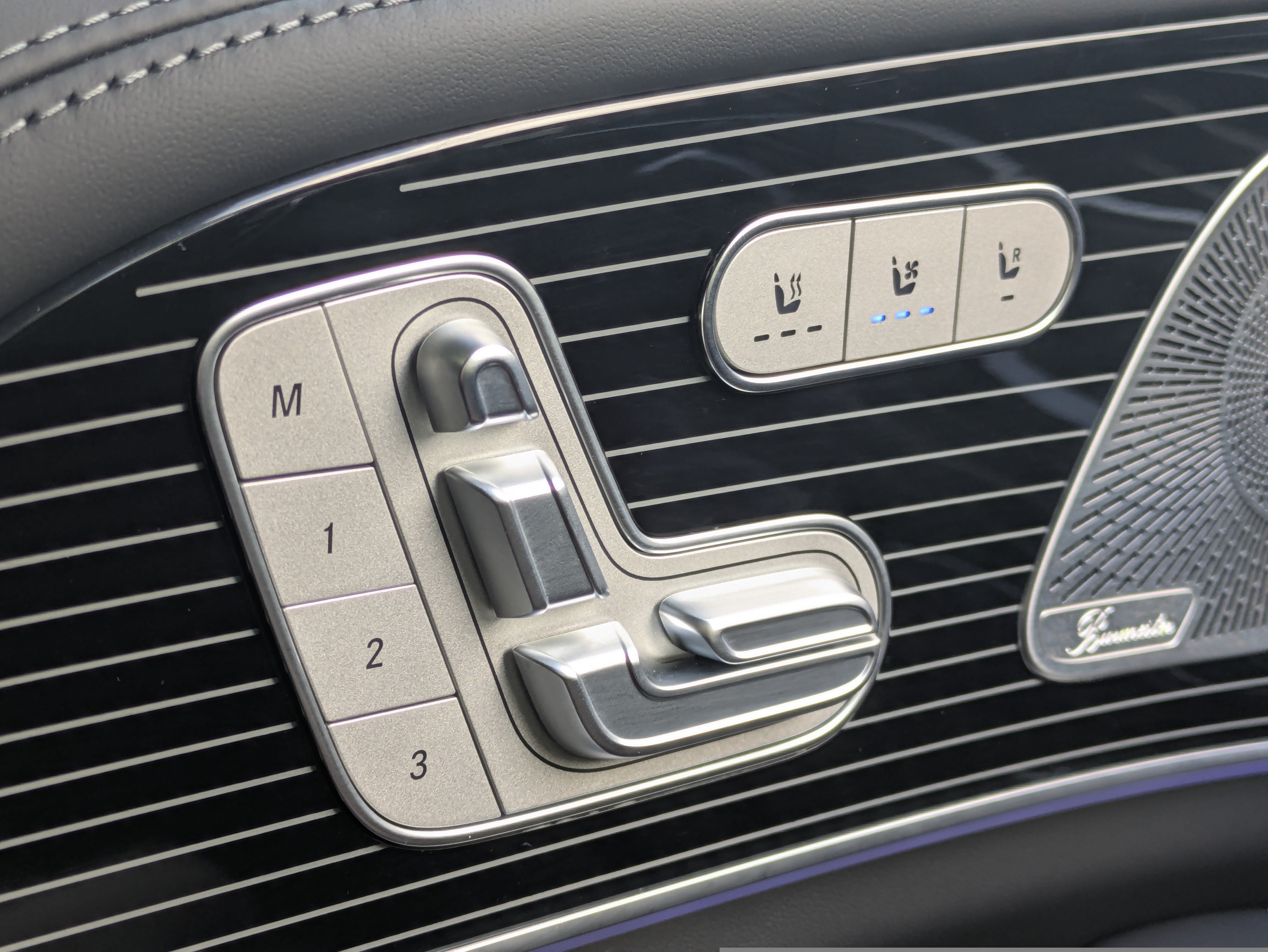 Used 2026 Mercedes-Benz Maybach GLS 600 4MATIC image 21