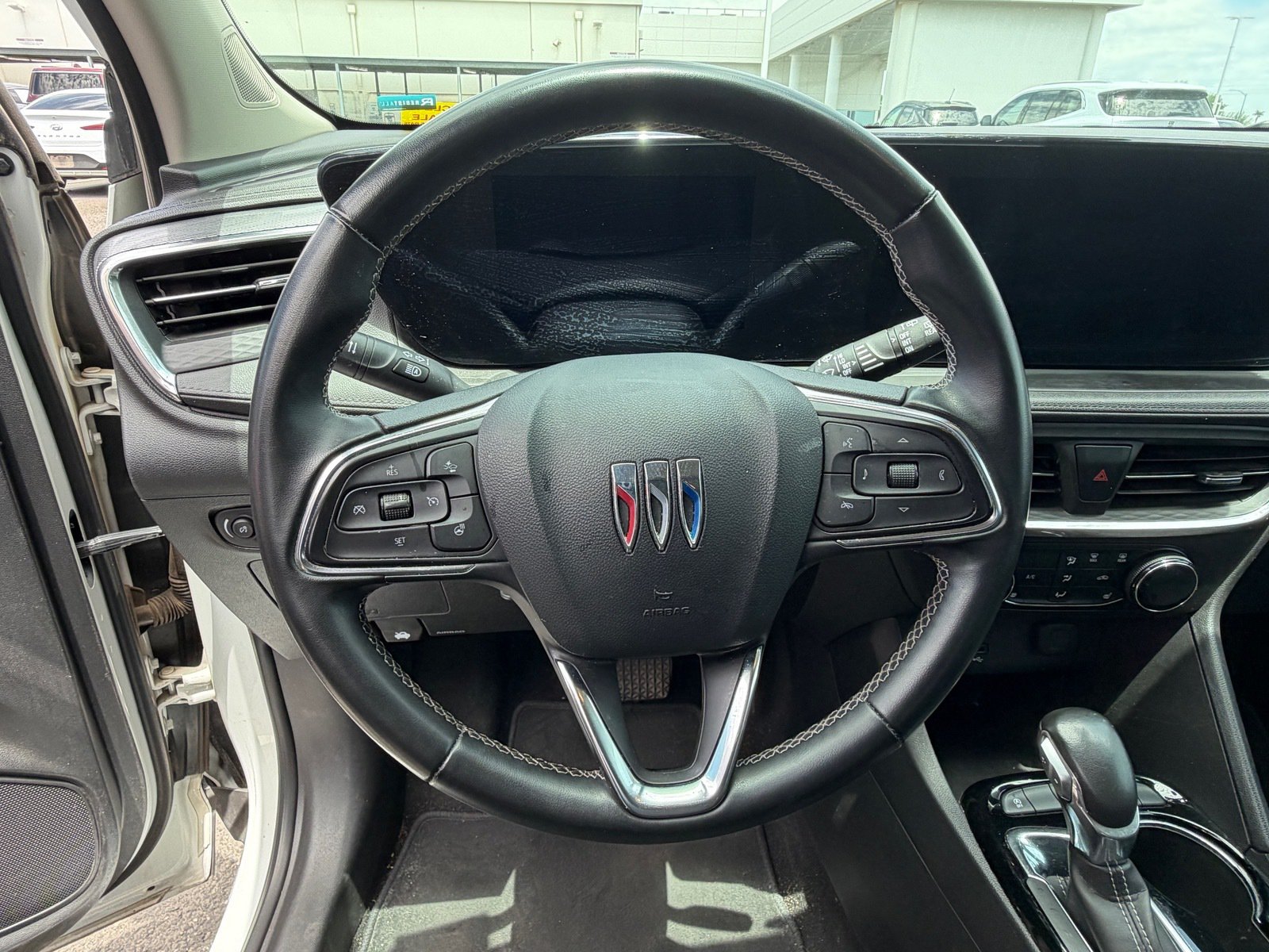 Used 2024 Buick Encore GX Preferred w/ Comfort Package FWD image 9