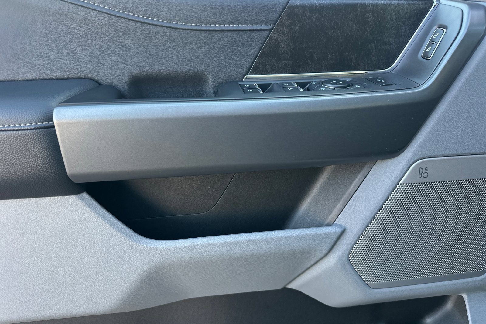 New 2026 Ford F250 XLT w/ XLT Premium Package image 10