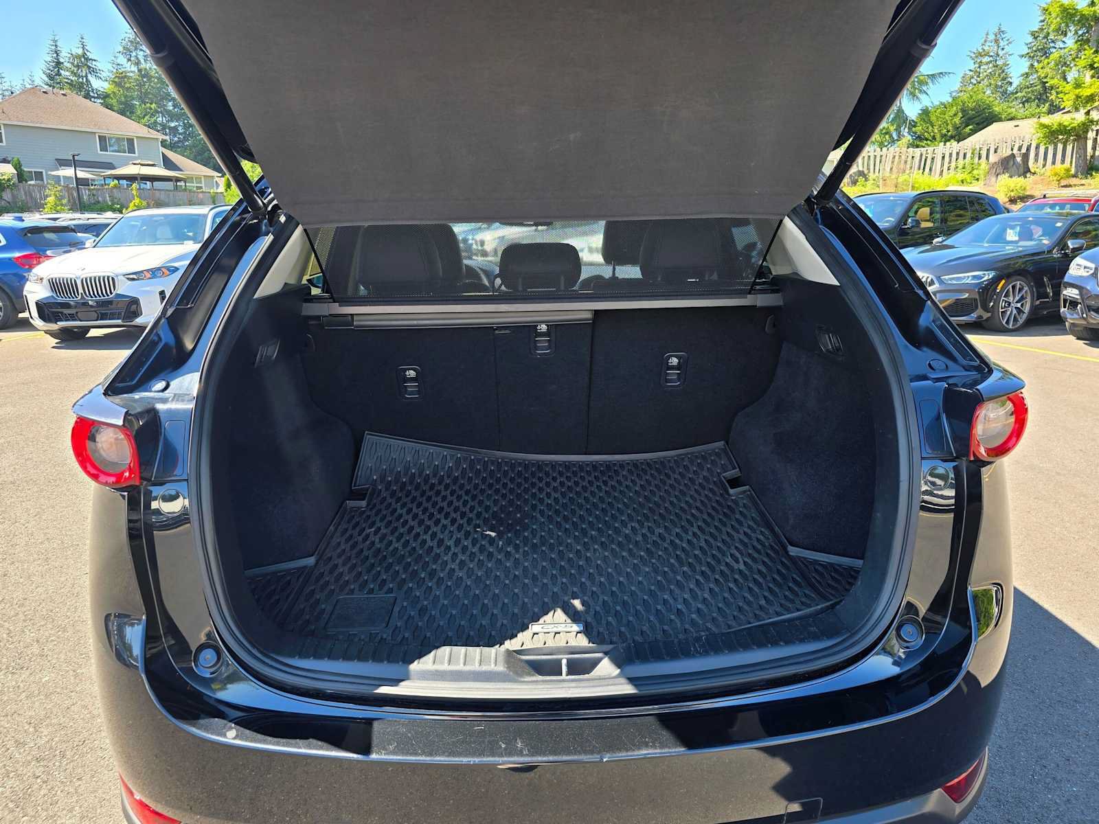 Used 2018 MAZDA CX-5 Touring w/ Preferred Equipment Package AWD/4WD image 13