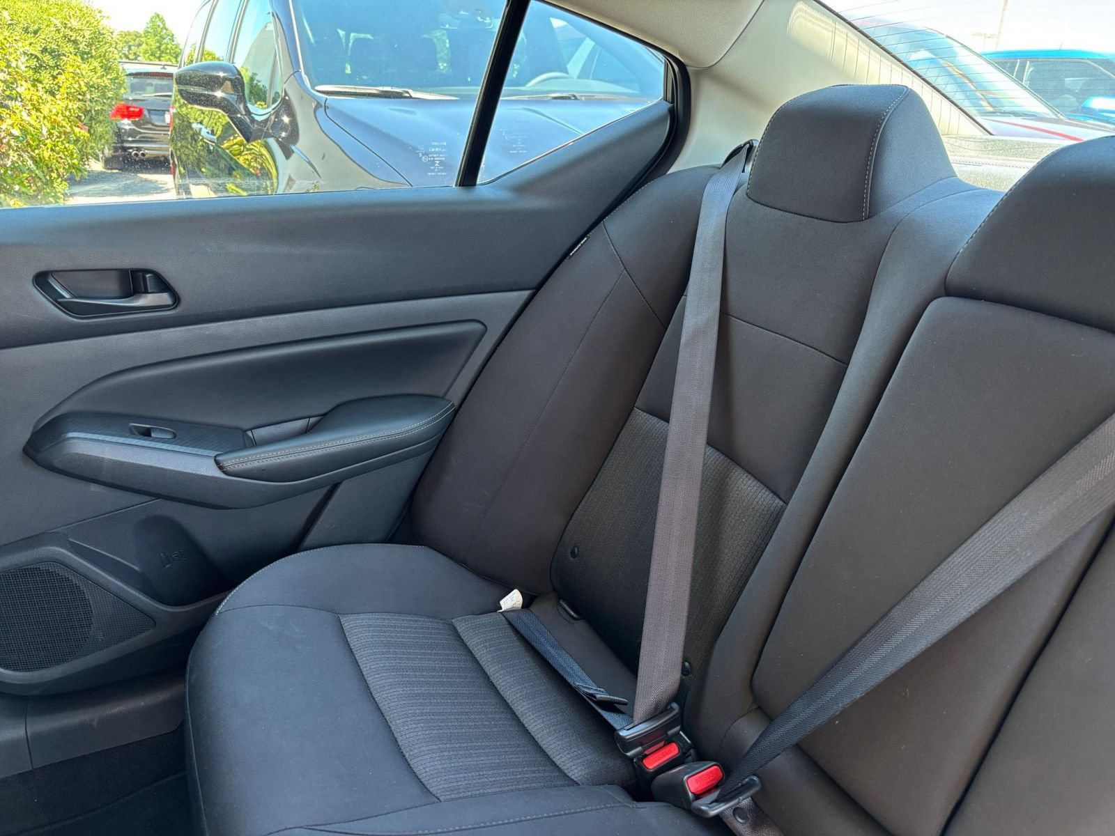 Used 2025 Nissan Altima 2.5 SV FWD image 40