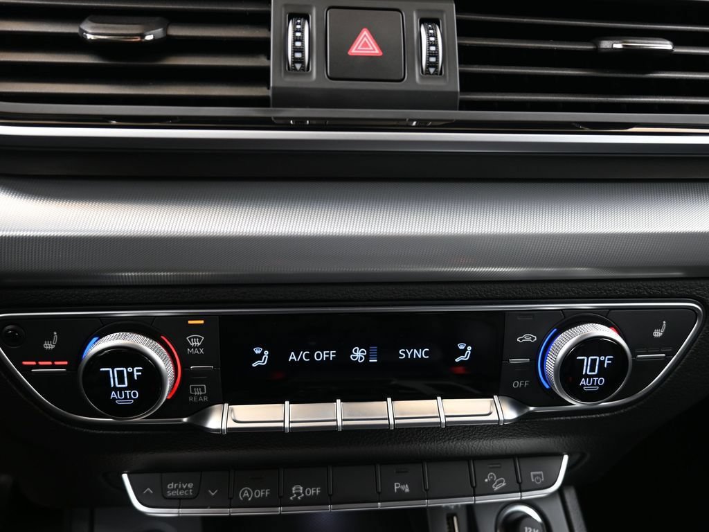 Certified 2025 Audi Q5 2.0T Premium w/ Convenience Plus Package AWD/4WD image 33
