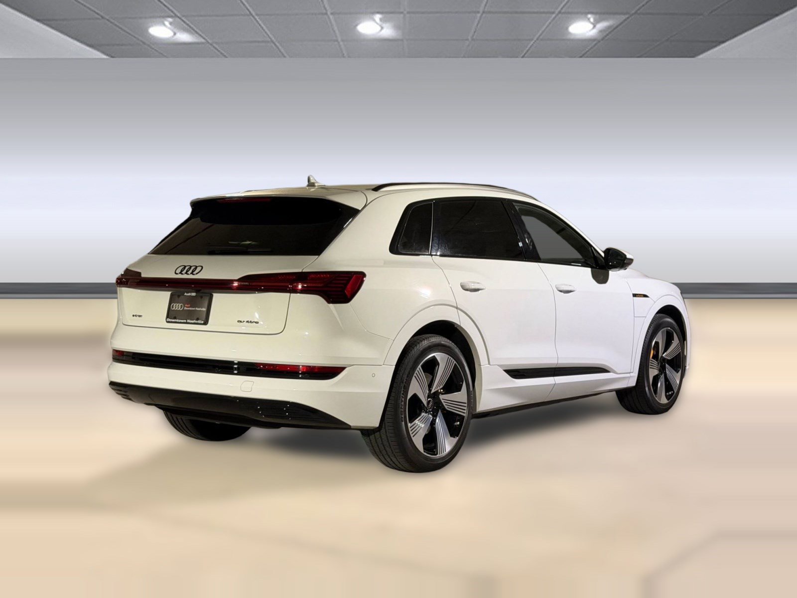 Certified 2023 Audi e-tron Premium Plus w/ Premium Plus Package AWD/4WD image 9