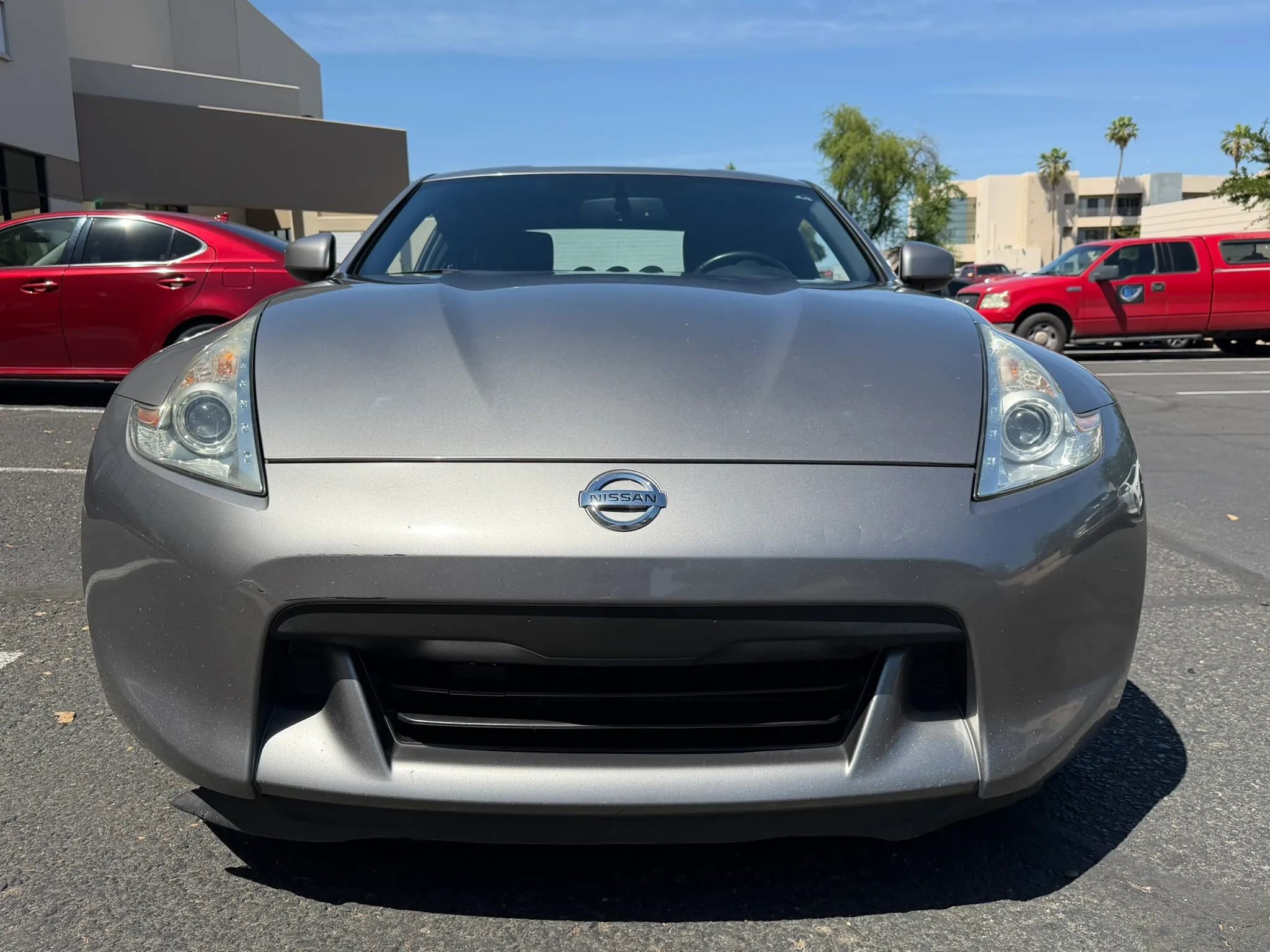 Used 2009 Nissan 370Z Touring w/ Sport Pkg RWD image 3