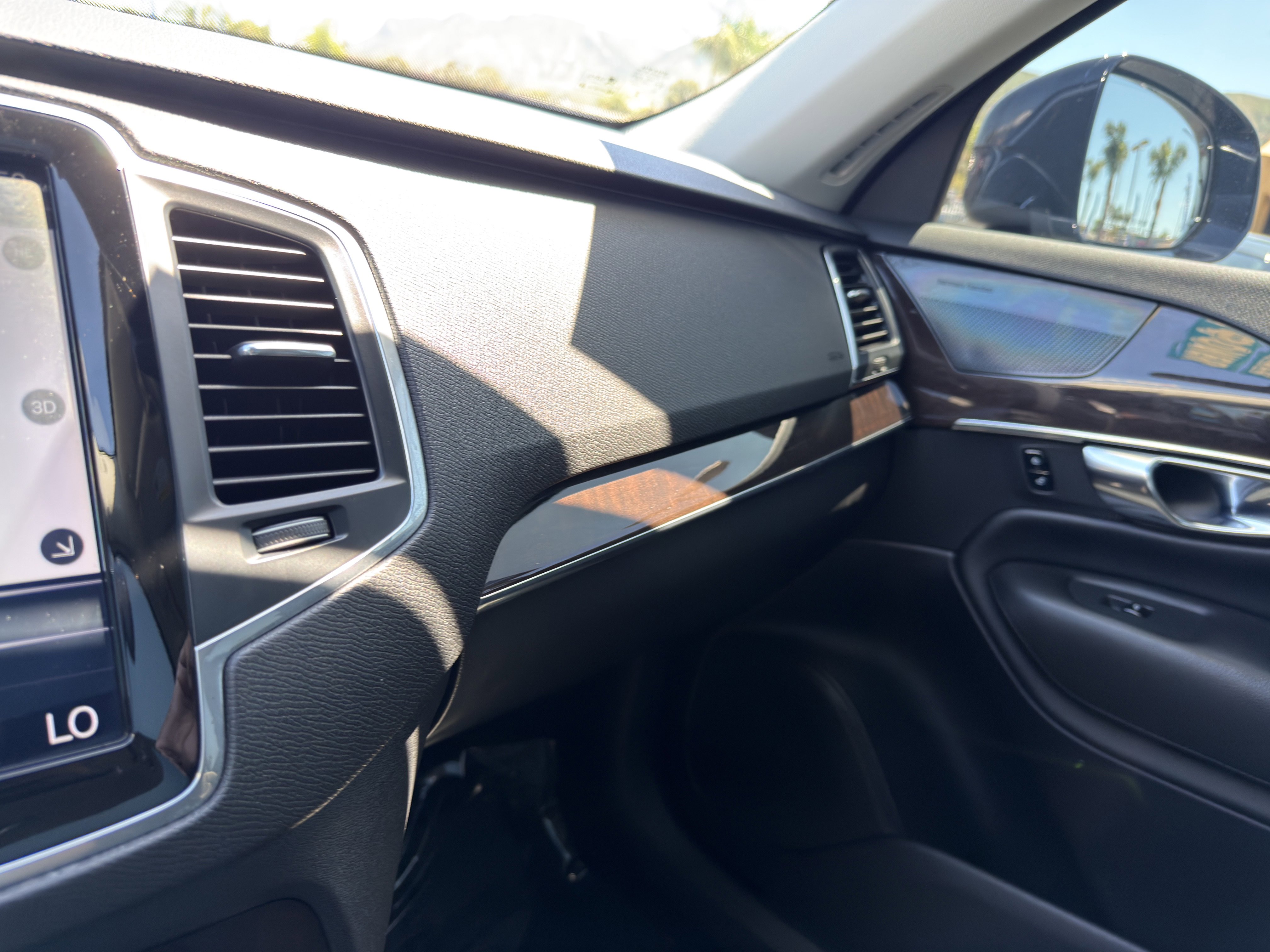 Used 2019 Volvo XC90 T5 Momentum w/ Advanced Package image 38