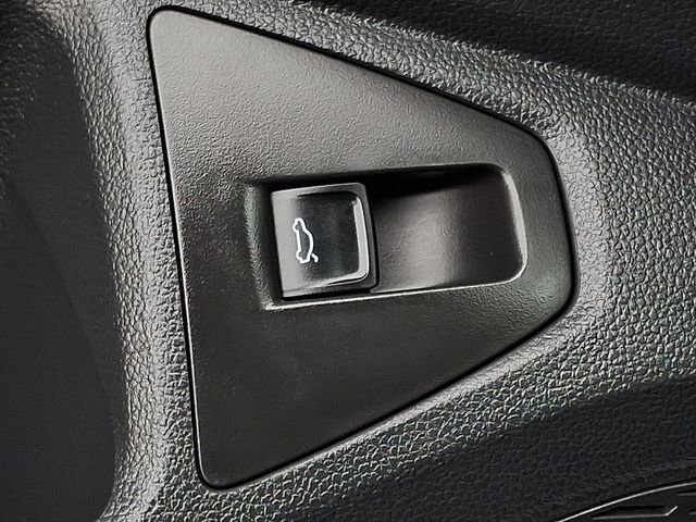 Used 2025 Volkswagen Jetta SE image 28